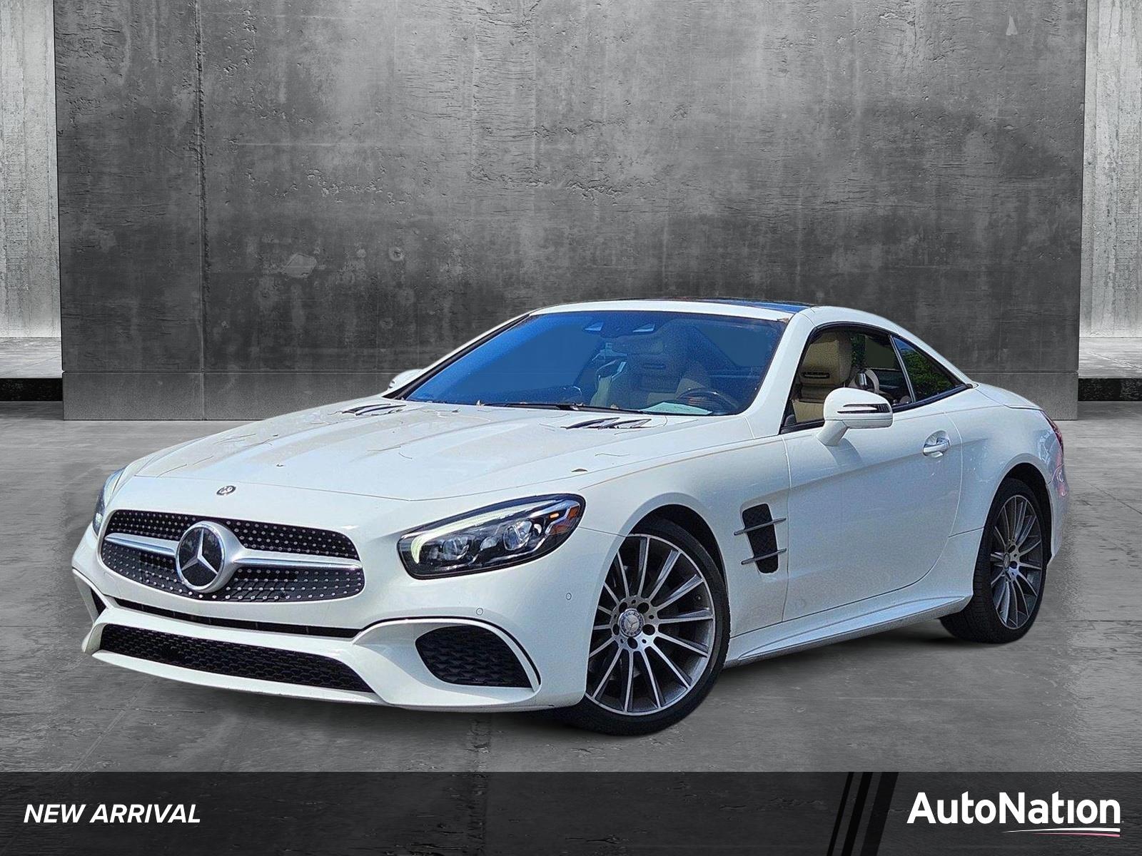 2017 Mercedes-Benz SL Vehicle Photo in GREENACRES, FL 33463-3207