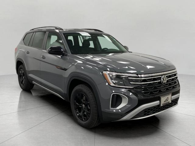 2025 Volkswagen Atlas Vehicle Photo in Appleton, WI 54913