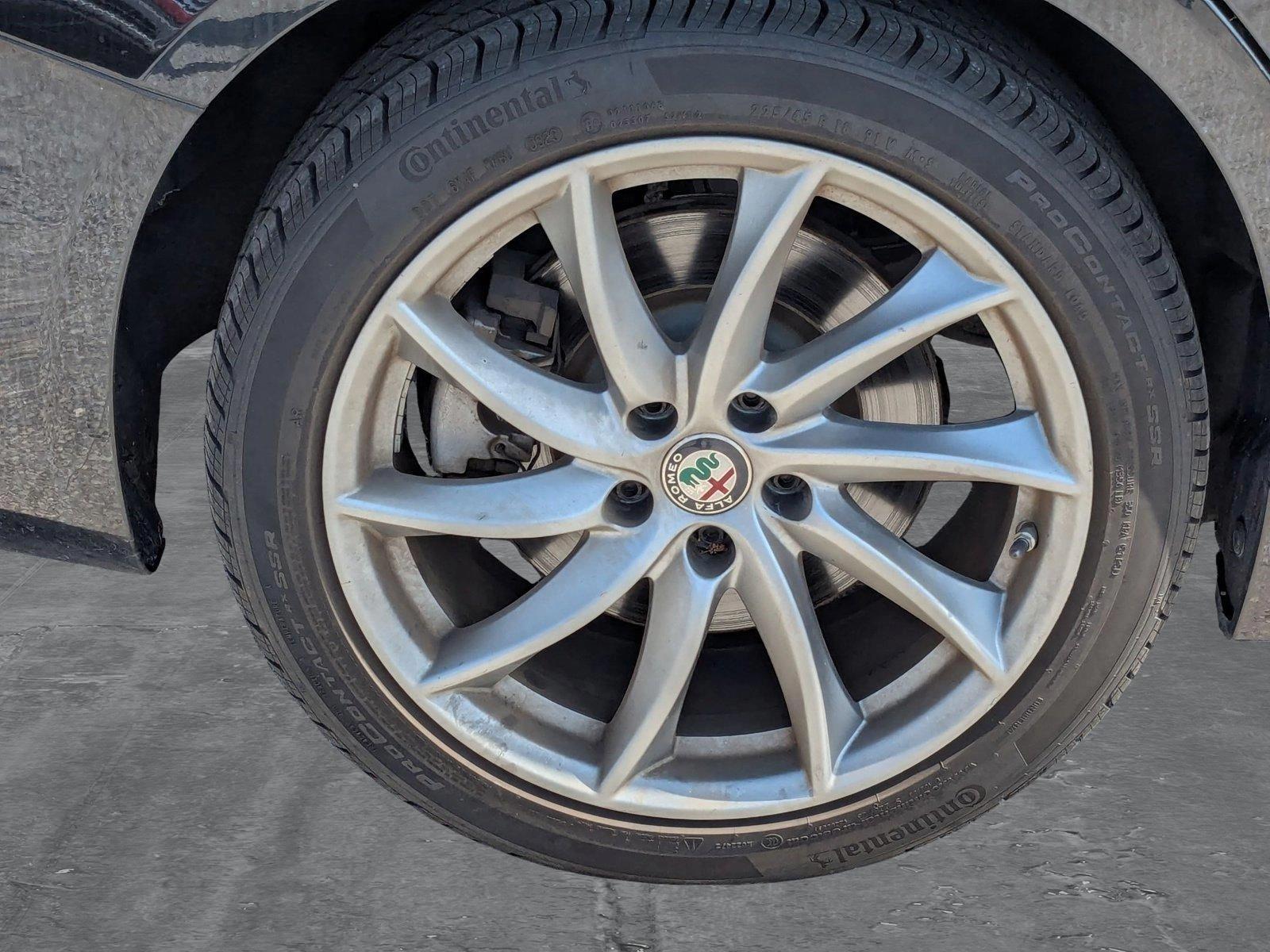 2019 Alfa Romeo Giulia Vehicle Photo in Miami, FL 33015