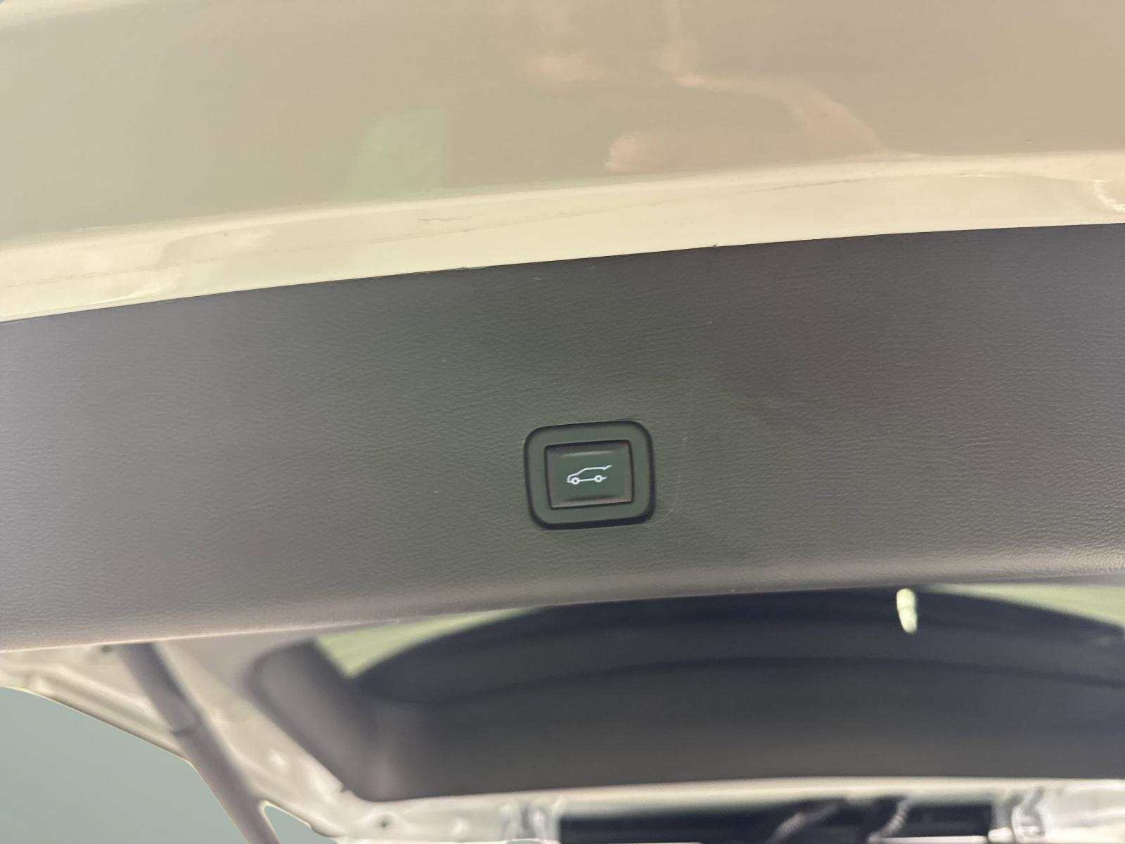 2023 Chevrolet Traverse Vehicle Photo in GEORGETOWN, TX 78626-7508