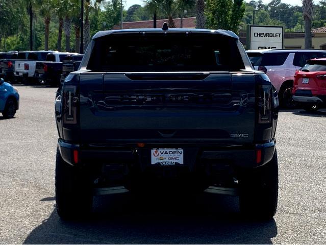 2025 GMC HUMMER EV Pickup Vehicle Photo in BEAUFORT, SC 29906-4218