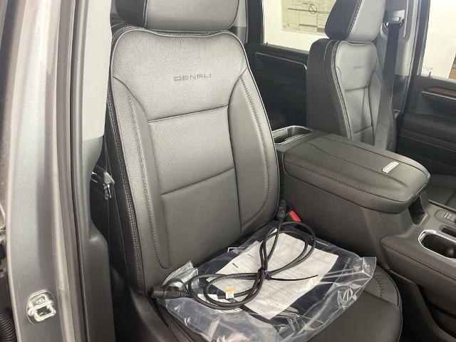 2025 GMC Sierra 2500 HD Vehicle Photo in GILBERT, AZ 85297-0402