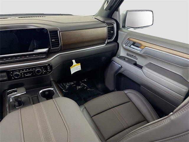 2025 Chevrolet Silverado 1500 Vehicle Photo in PUYALLUP, WA 98371-4149