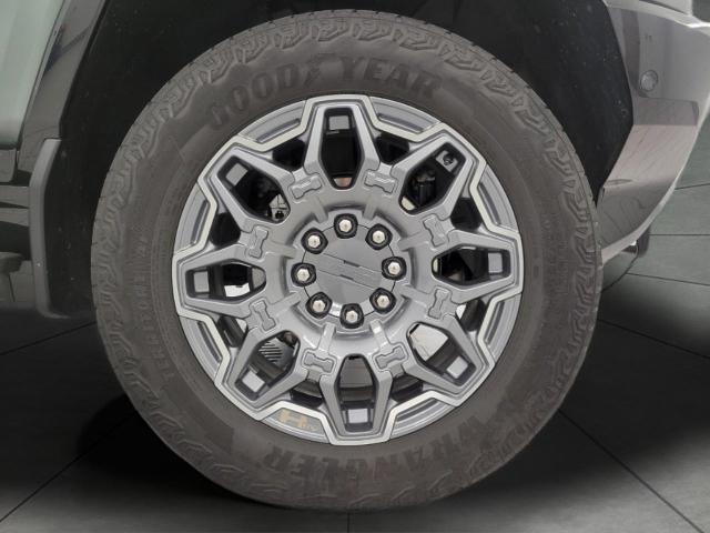 2024 GMC HUMMER EV SUV Vehicle Photo in APPLETON, WI 54914-4656