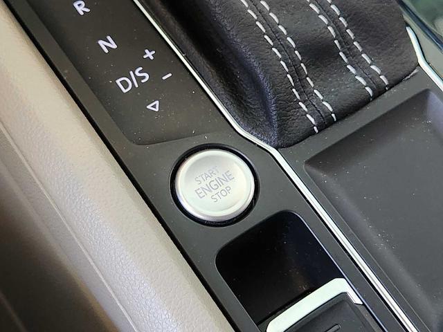 2022 Volkswagen Atlas Vehicle Photo in HOUSTON, TX 77079