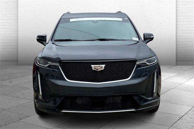 2023 Cadillac XT6 Vehicle Photo in TOPEKA, KS 66609-0000