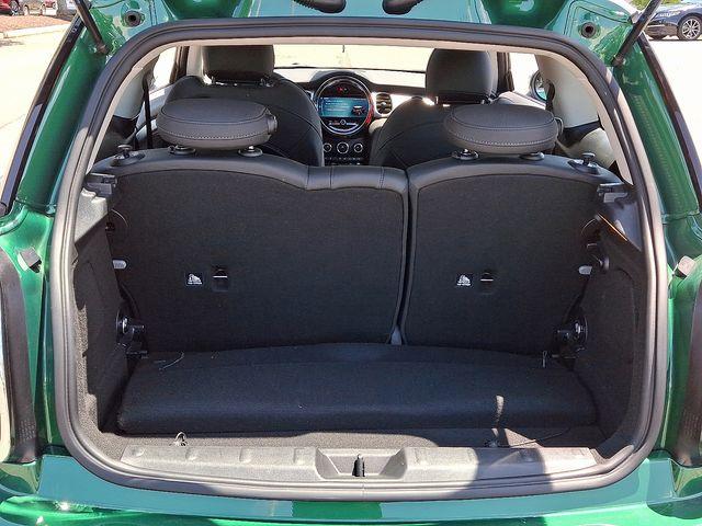 2024 MINI Hardtop 2 Door Vehicle Photo in DANBURY, CT 06810-5034
