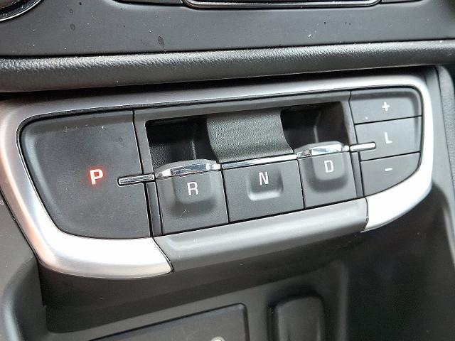 2022 GMC Terrain Vehicle Photo in TREVOSE, PA 19053-4984