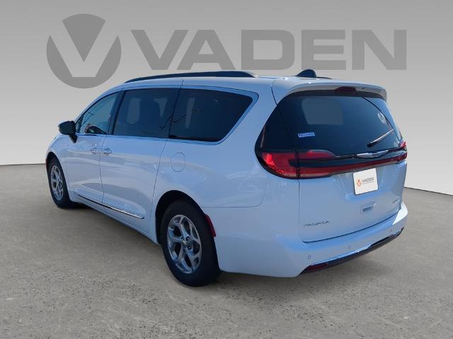 2023 Chrysler Pacifica Vehicle Photo in Brunswick, GA 31525