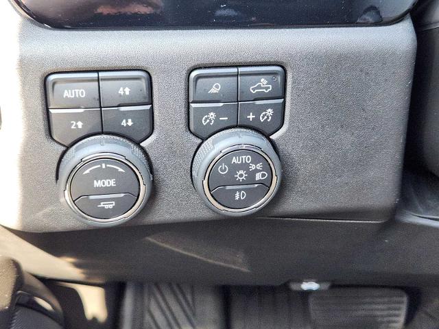 2023 Chevrolet Silverado 1500 Vehicle Photo in DENTON, TX 76210-9321