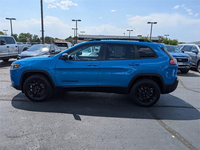 2023 Jeep Cherokee Vehicle Photo in AURORA, CO 80012-4011