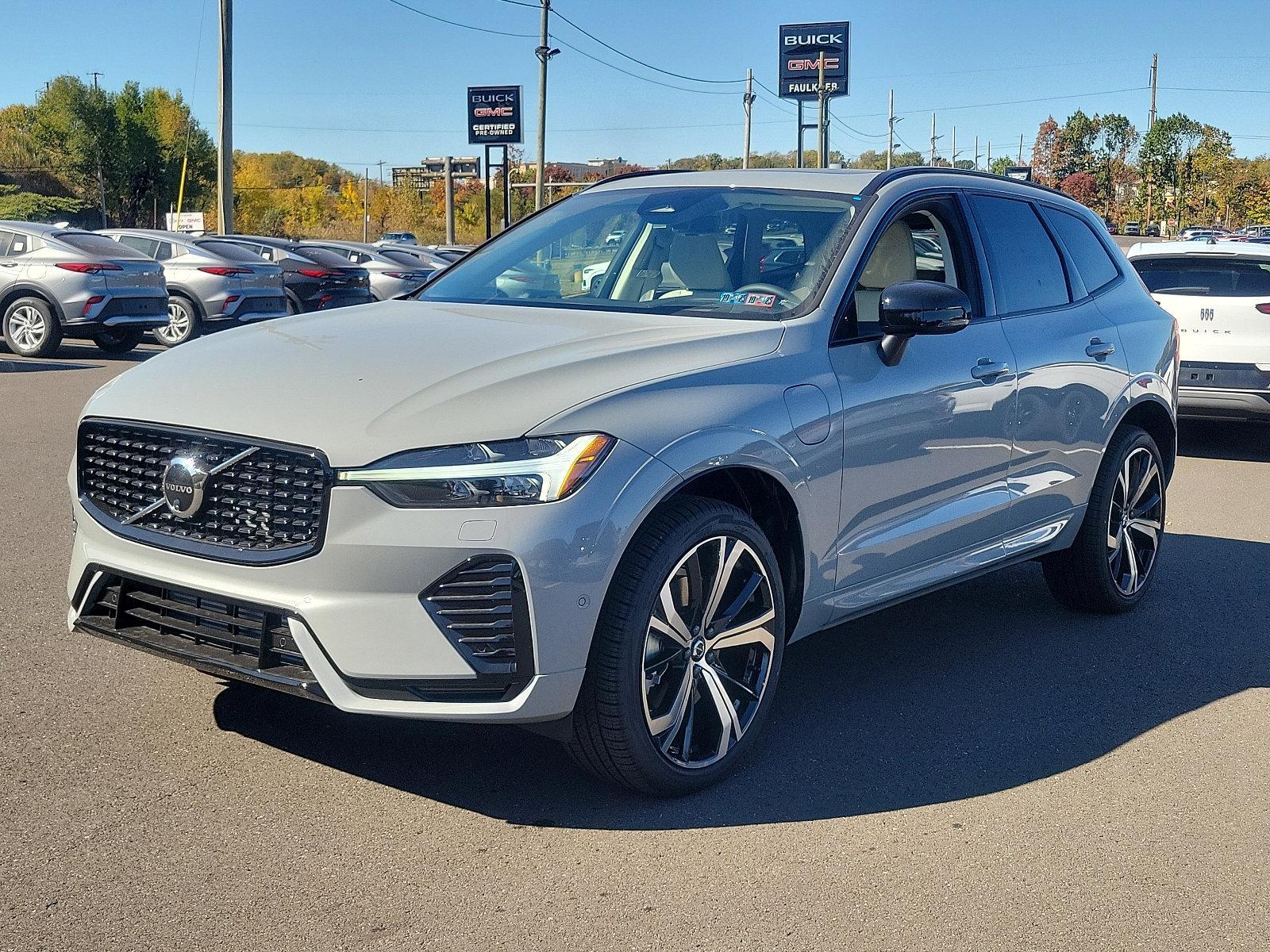 2025 Volvo XC60 Plug-In Hybrid Vehicle Photo in Trevose, PA 19053