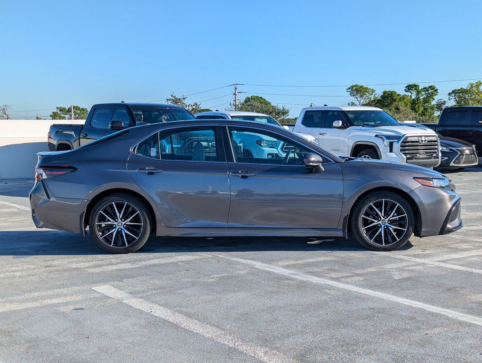 2022 Toyota Camry Vehicle Photo in Ft. Myers, FL 33907