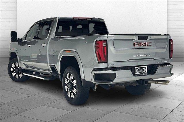 2024 GMC Sierra 2500 HD Vehicle Photo in TOPEKA, KS 66609-0000