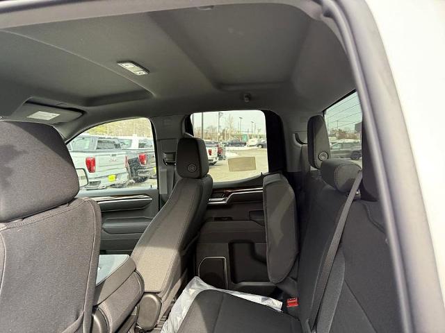 2025 GMC Sierra 1500 Vehicle Photo in CHICOPEE, MA 01020-5001