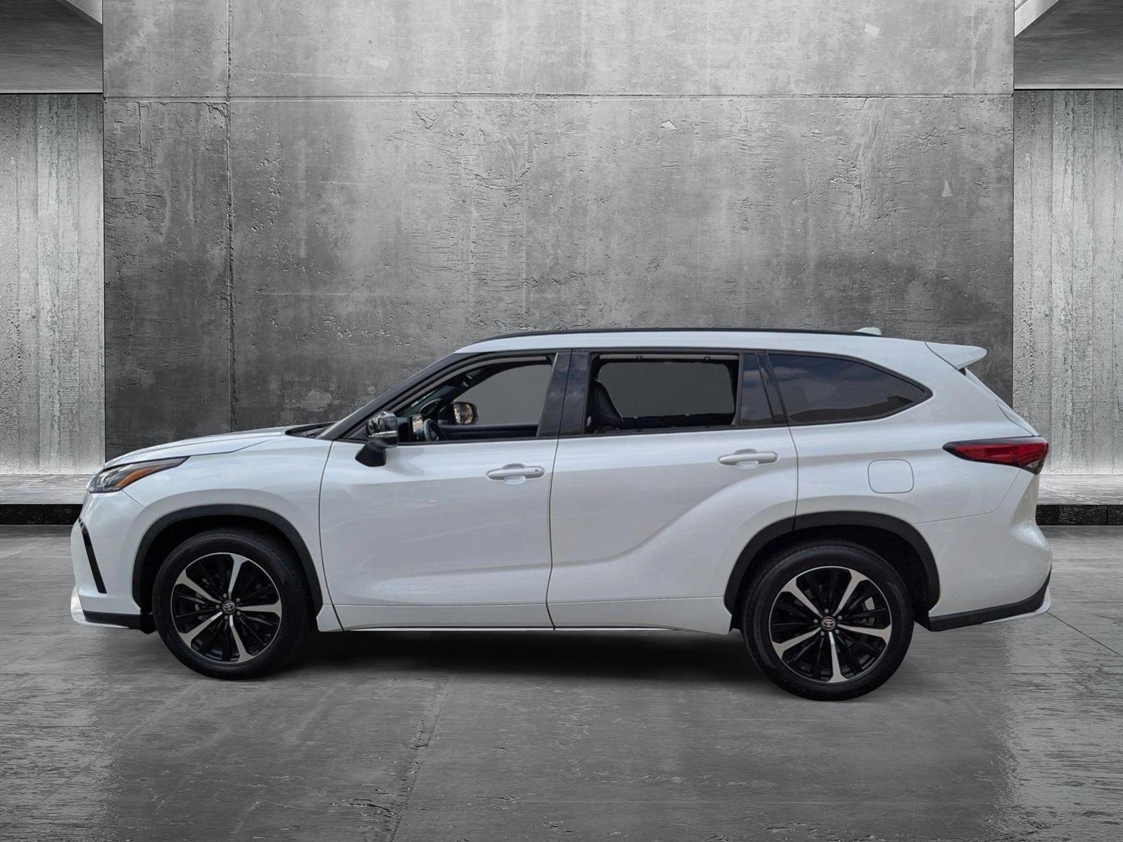 2022 Toyota Highlander Vehicle Photo in West Palm Beach, FL 33417