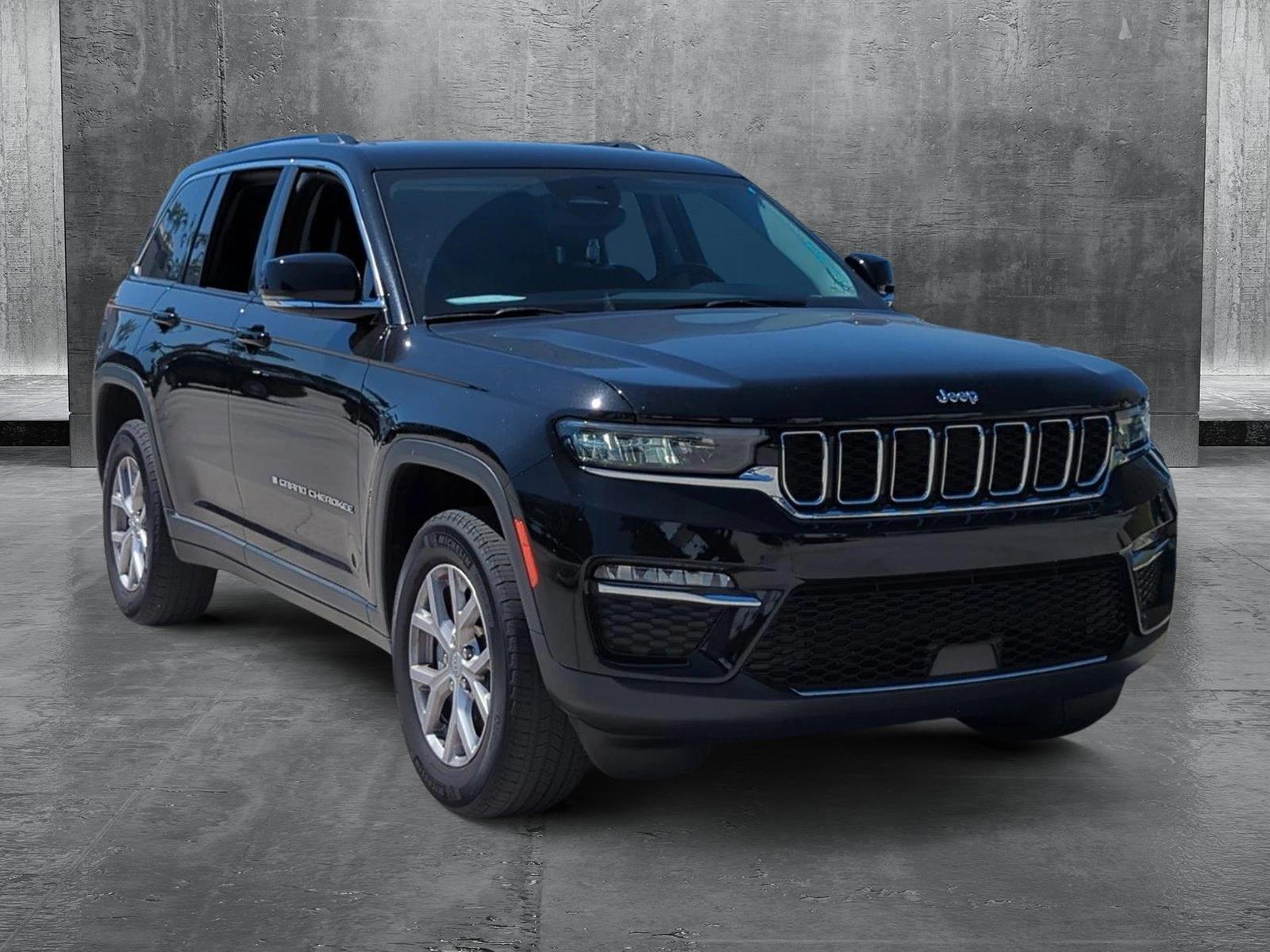 2022 Jeep Grand Cherokee Vehicle Photo in Pembroke Pines, FL 33027