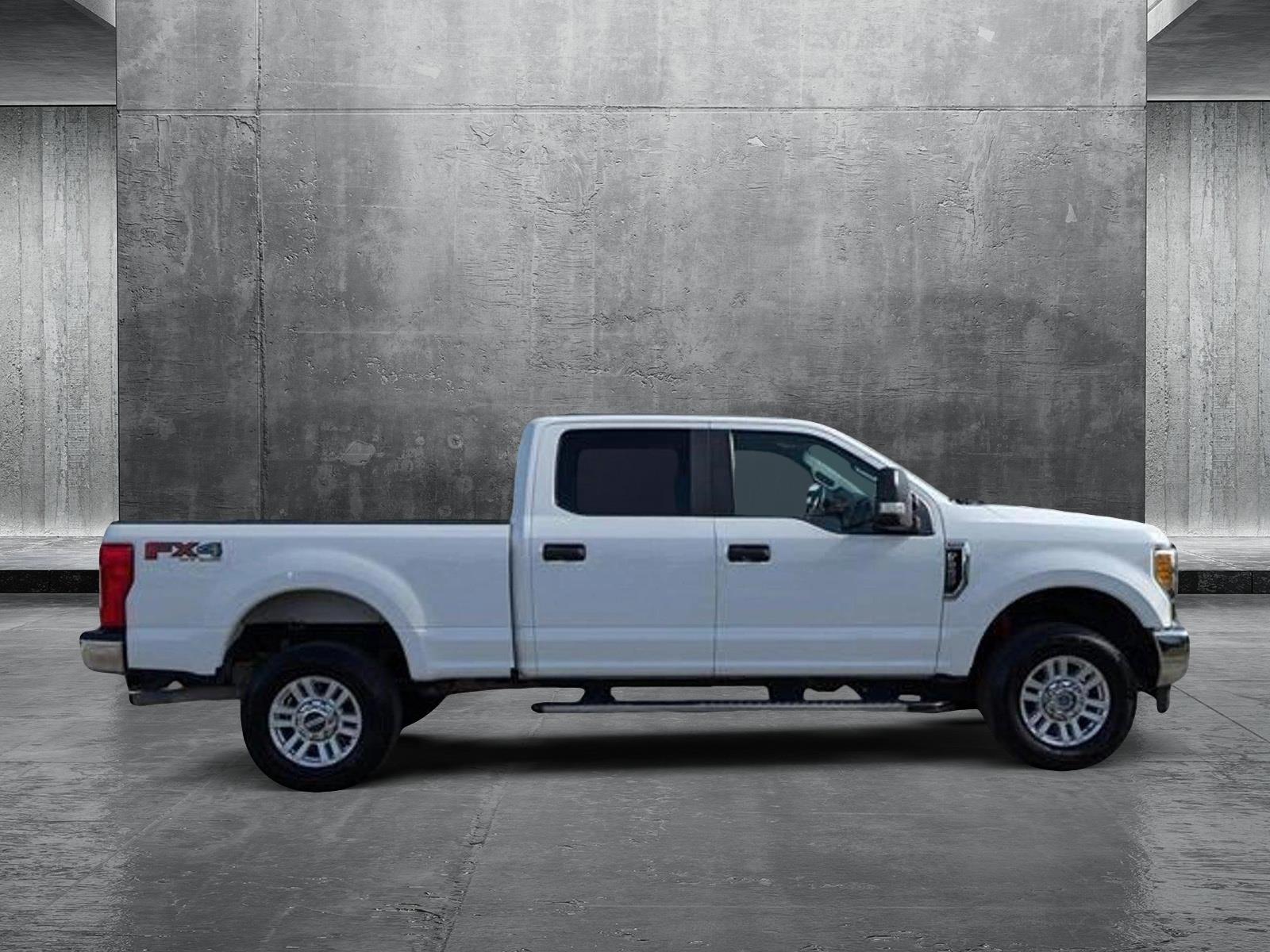 2017 Ford Super Duty F-250 SRW Vehicle Photo in Clearwater, FL 33761