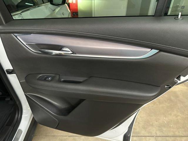 2022 Cadillac XT6 Vehicle Photo in MEDINA, OH 44256-9631