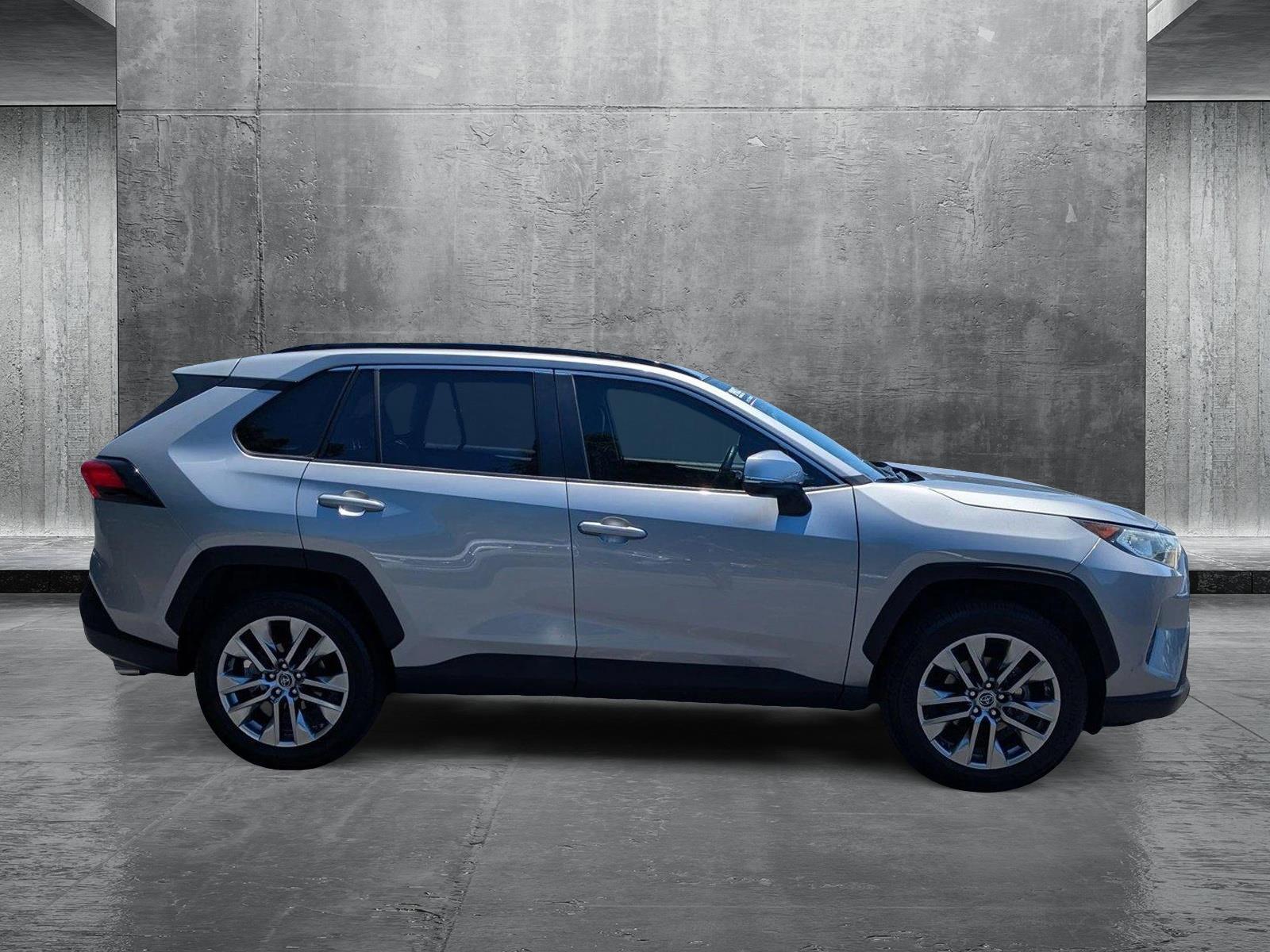 2019 Toyota RAV4 Vehicle Photo in Panama City, FL 32401