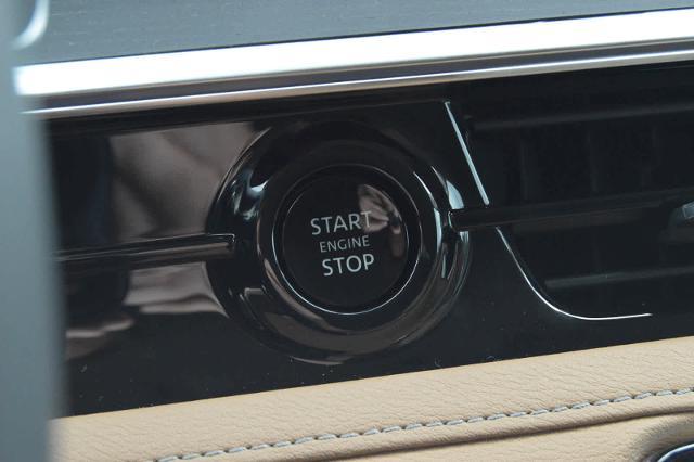 2025 INFINITI QX80 Vehicle Photo in Houston, TX 77090