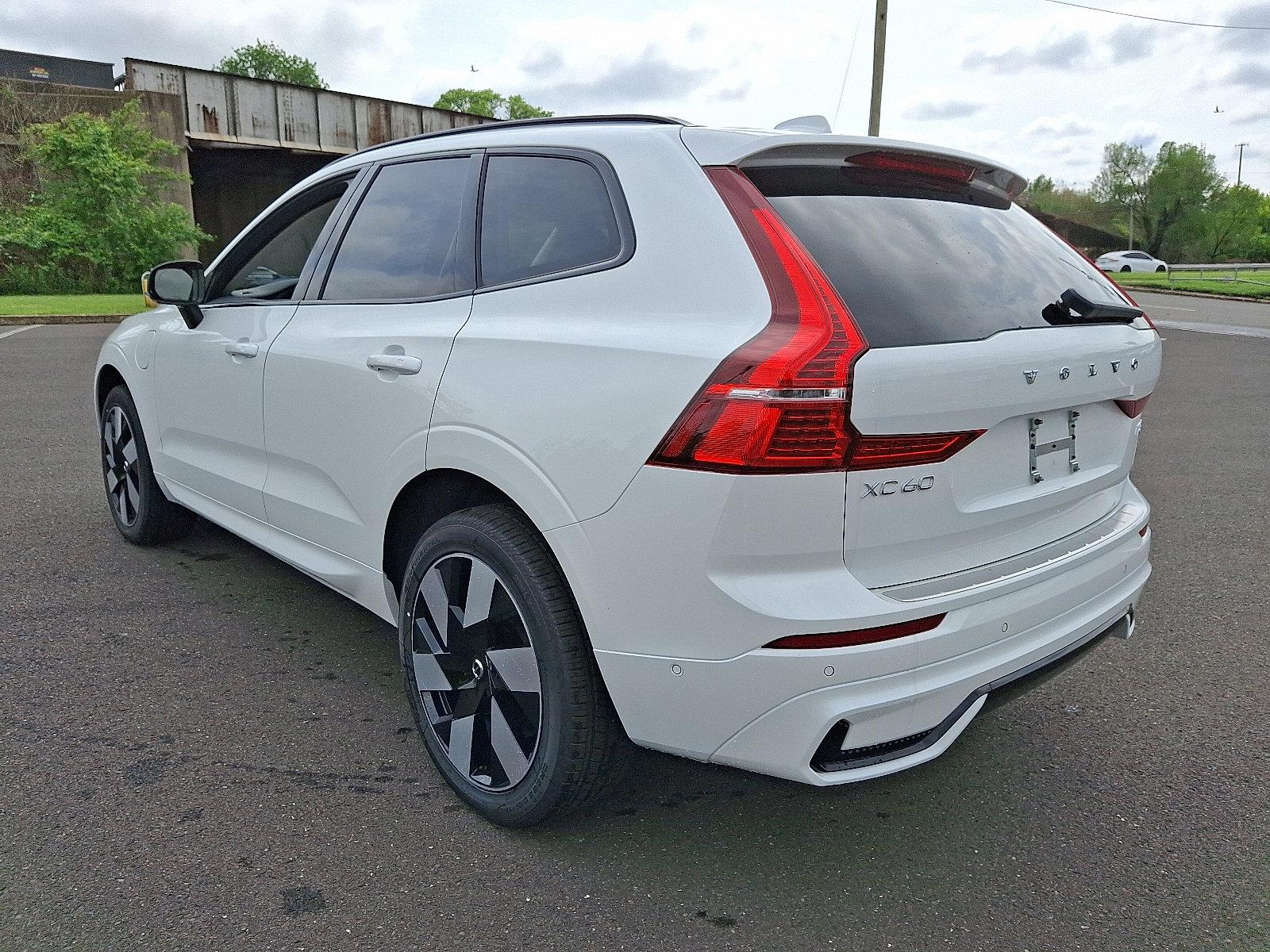 2025 Volvo XC60 Plug-In Hybrid Vehicle Photo in Trevose, PA 19053