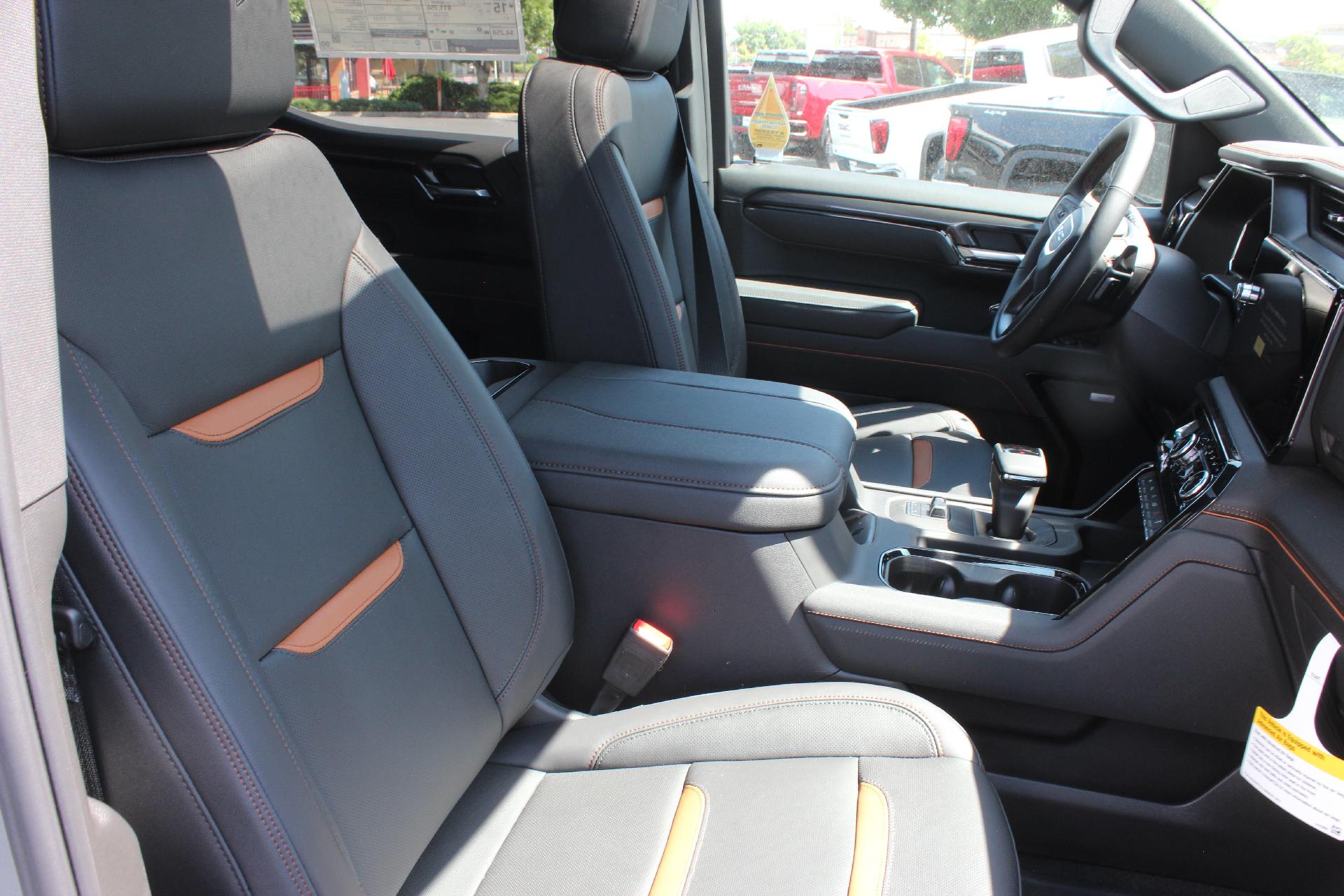 2025 GMC Sierra 1500 Vehicle Photo in AURORA, CO 80012-4011