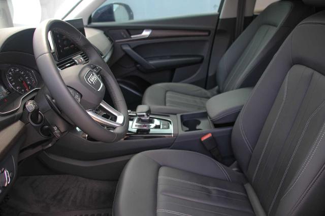 2024 Audi Q5 Vehicle Photo in SUGAR LAND, TX 77478