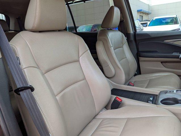 2022 Honda Pilot Vehicle Photo in San Antonio, TX 78209