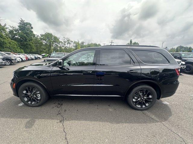 2025 Dodge Durango Vehicle Photo in Doylsetown, PA 18901