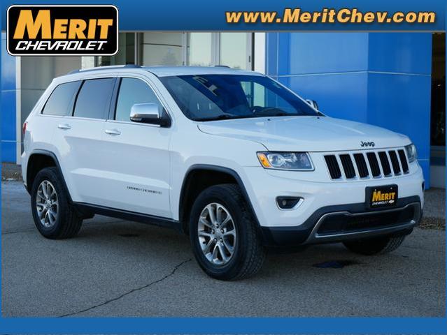 2015 Jeep Grand Cherokee Vehicle Photo in MAPLEWOOD, MN 55119-4794