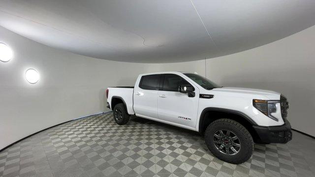 2025 GMC Sierra 1500 Vehicle Photo in GILBERT, AZ 85297-0402