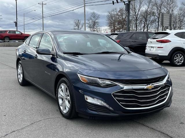 2022 Chevrolet Malibu Vehicle Photo in ALCOA, TN 37701-3235