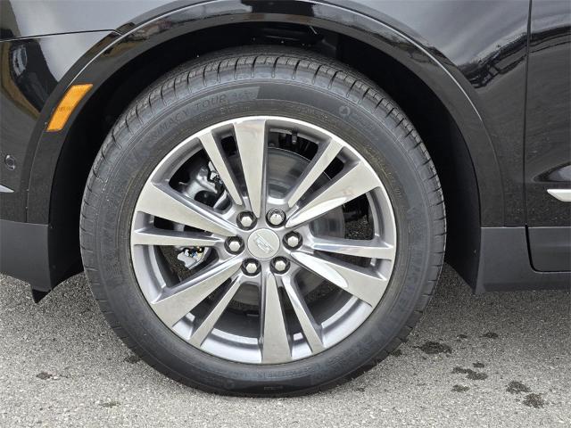 2025 Cadillac XT5 Vehicle Photo in Oklahoma City, OK 73114