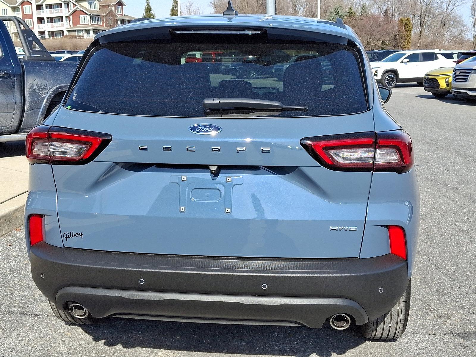 2025 Ford Escape Vehicle Photo in BETHLEHEM, PA 18017-9401