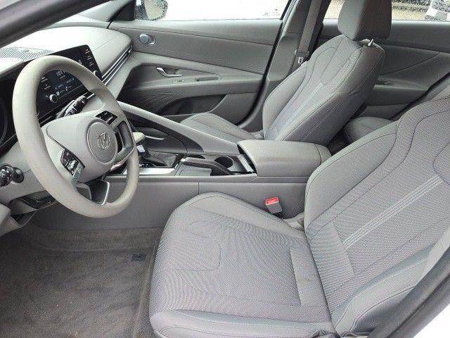 2022 Hyundai ELANTRA Vehicle Photo in Pleasant Hills, PA 15236