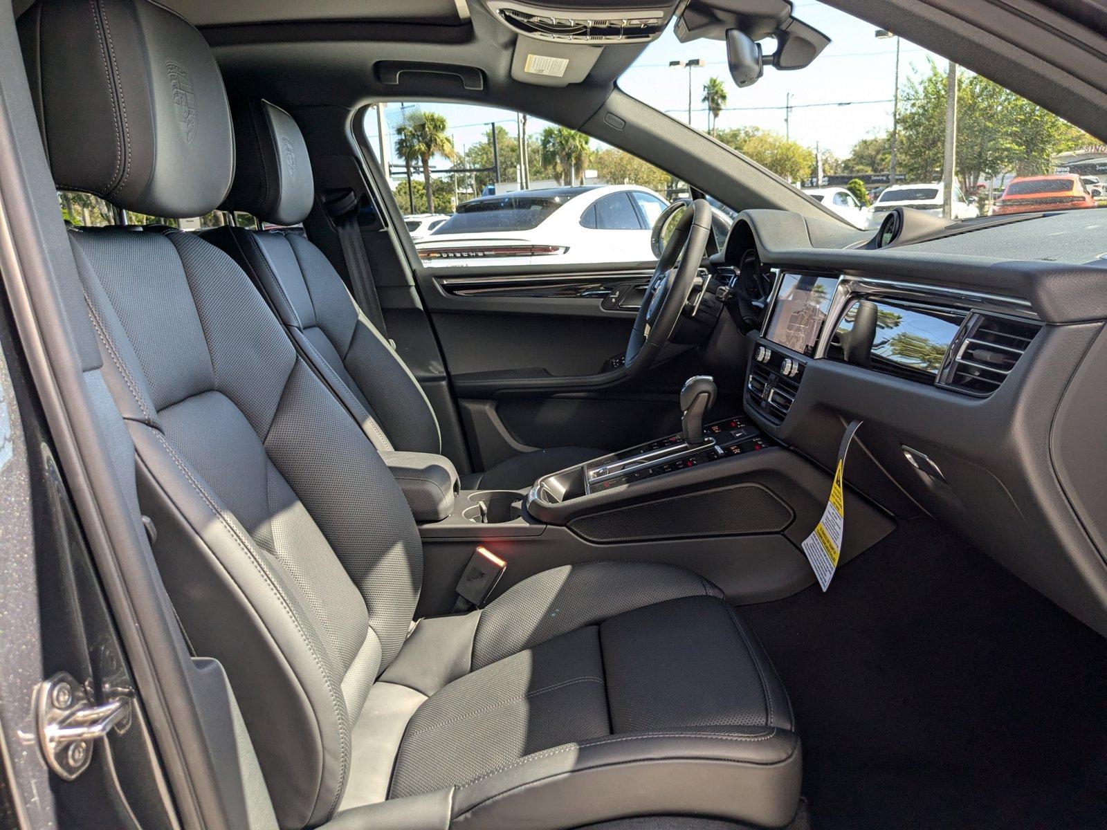 2025 Porsche Macan Vehicle Photo in Maitland, FL 32751