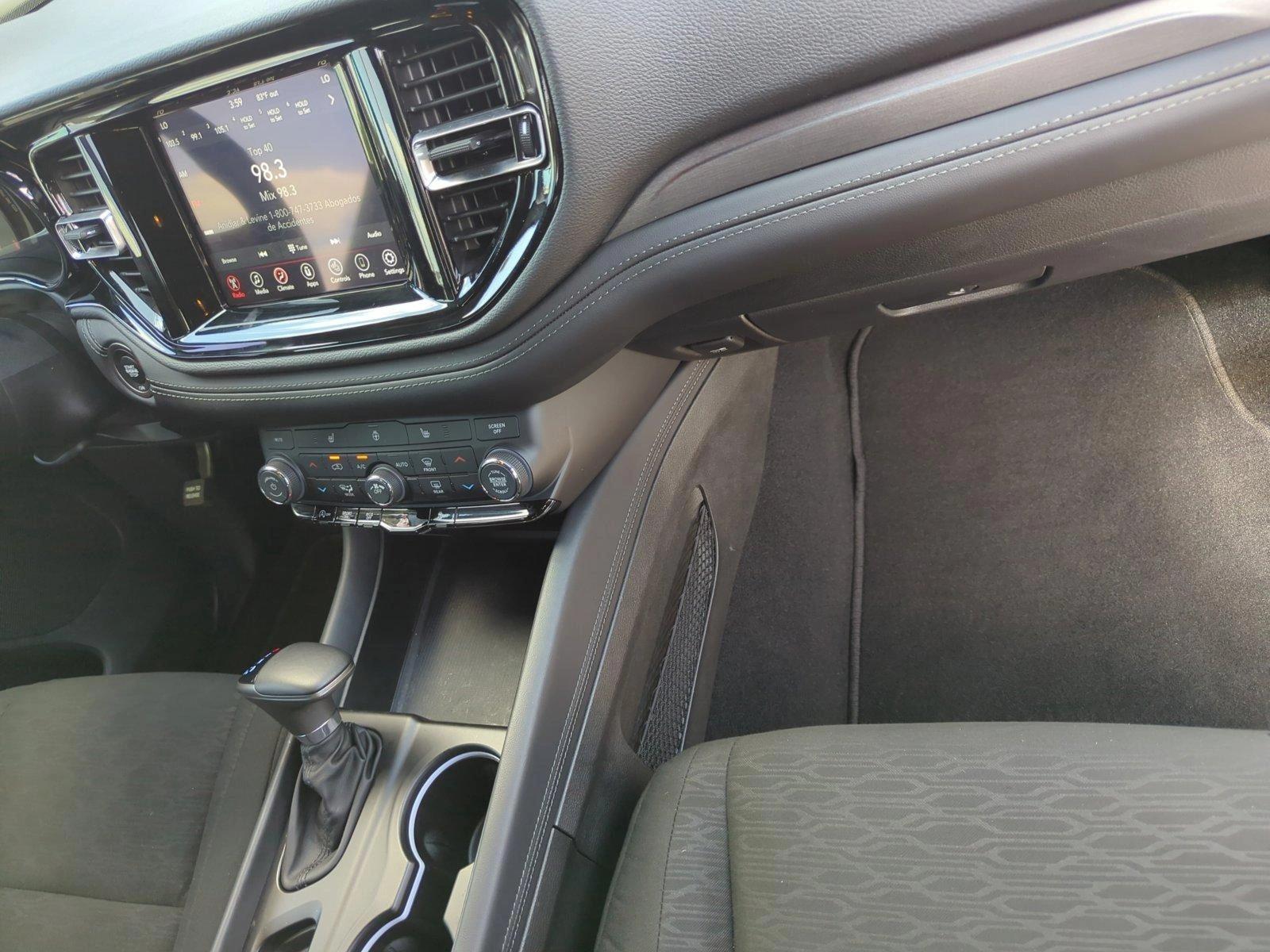 2024 Dodge Durango Vehicle Photo in Pembroke Pines, FL 33027