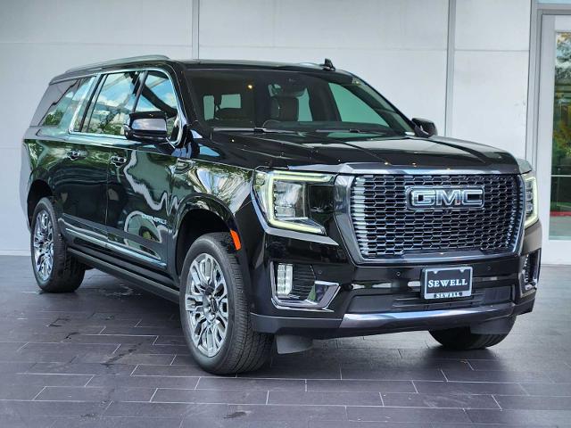 2024 GMC Yukon XL Vehicle Photo in HOUSTON, TX 77079