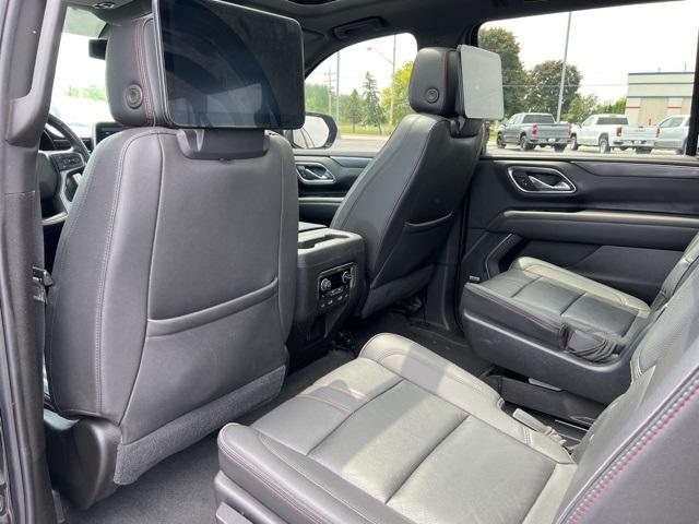 2021 Chevrolet Suburban Vehicle Photo in GREEN BAY, WI 54304-5303