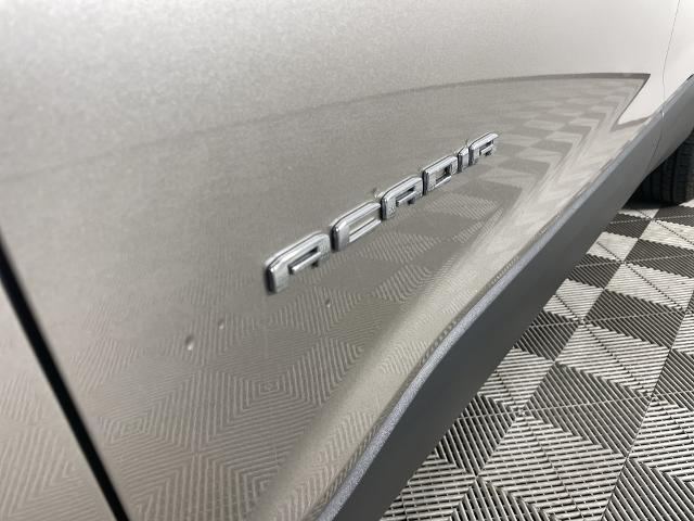 2023 GMC Acadia Vehicle Photo in GILBERT, AZ 85297-0402
