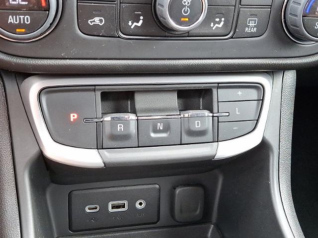 2023 GMC Terrain Vehicle Photo in HARRISBURG, PA 17111-1033