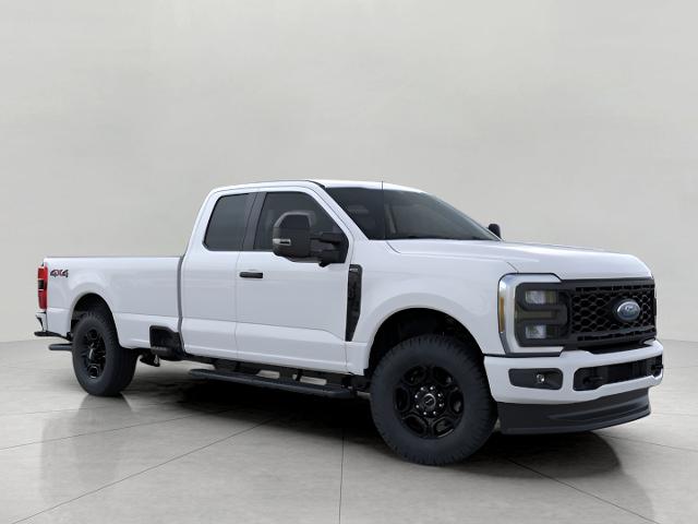 2025 Ford Super Duty F-350 SRW Vehicle Photo in Neenah, WI 54956