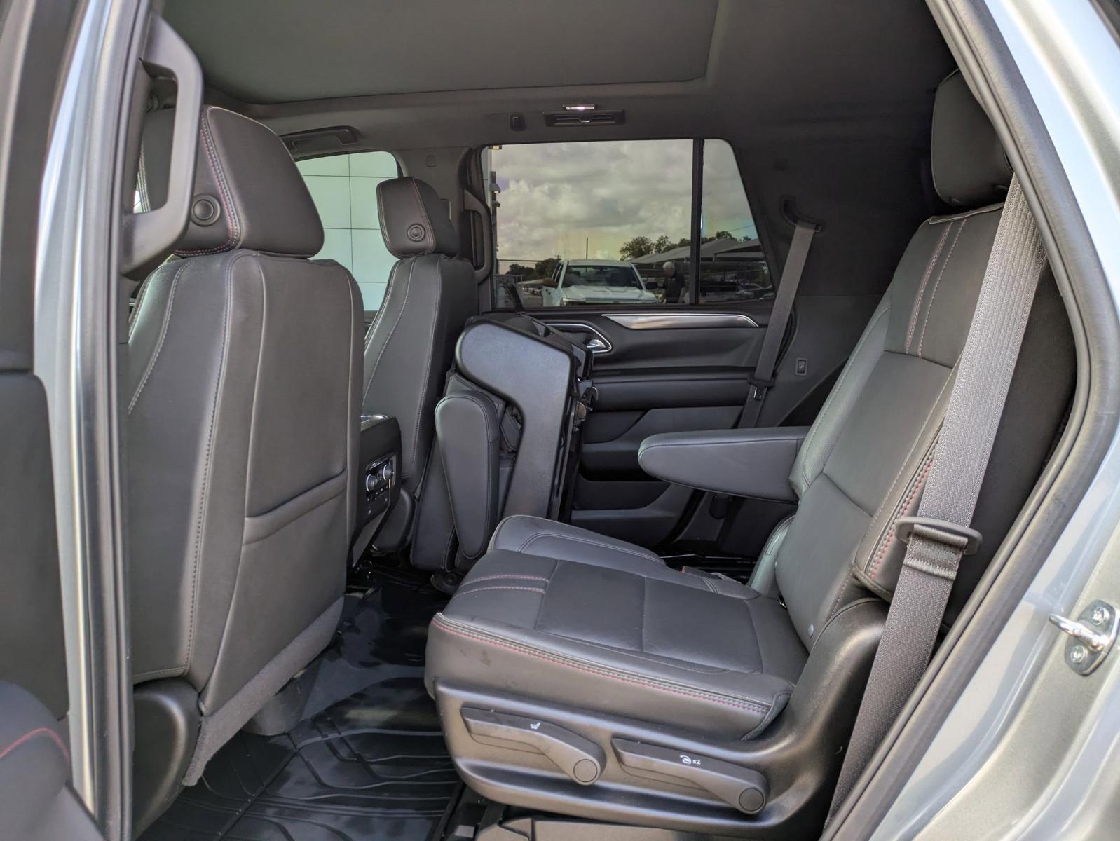 2024 Chevrolet Tahoe Vehicle Photo in SELMA, TX 78154-1460