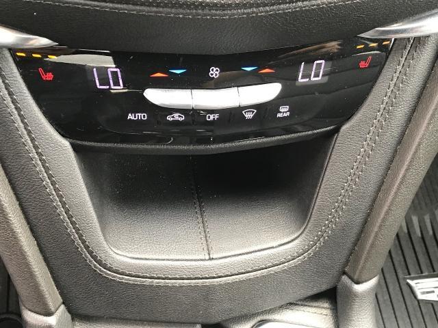 2021 Cadillac XT5 Vehicle Photo in GREEN BAY, WI 54303-3330