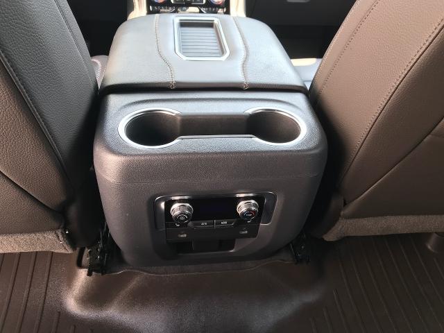 2021 GMC Yukon XL Vehicle Photo in GREEN BAY, WI 54303-3330