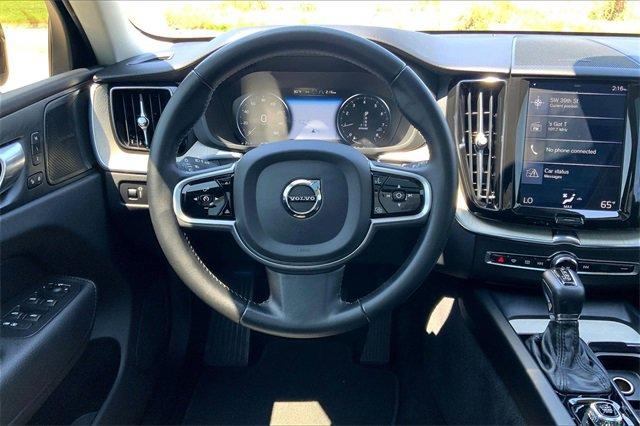 2020 Volvo XC60 Vehicle Photo in TOPEKA, KS 66609-0000