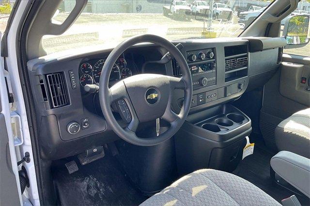 2025 Chevrolet Express Cargo Van Vehicle Photo in INDEPENDENCE, MO 64055-1314