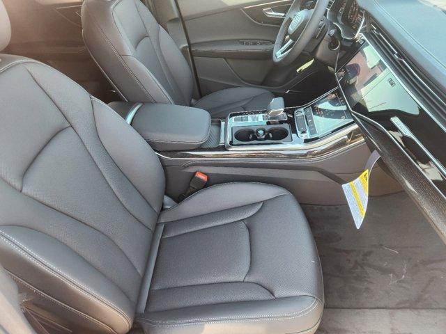 2025 Audi Q7 Vehicle Photo in HOUSTON, TX 77090