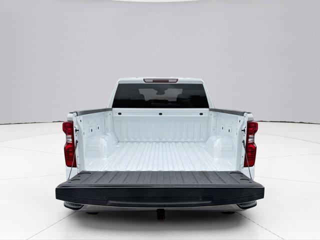 2023 Chevrolet Silverado 1500 Vehicle Photo in LEOMINSTER, MA 01453-2952